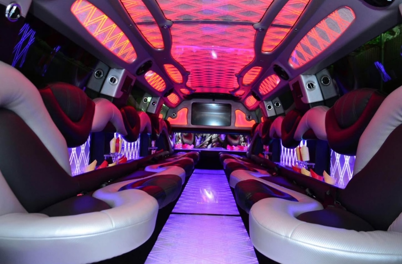 Chrysler 300 Limo Interior
